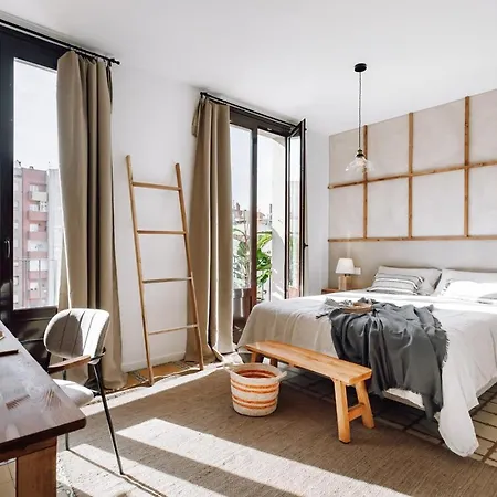 Seron - 3 Bedrooms And Office In Eixample Esquerra