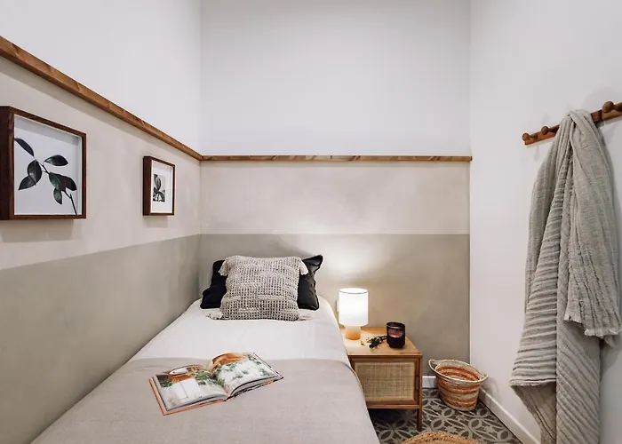 Seron - 3 Bedrooms And Office In Eixample Esquerra Apartment