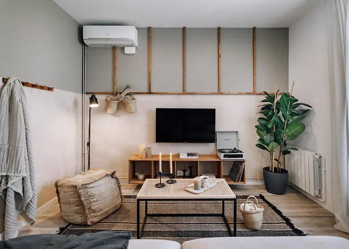 Seron - 3 Bedrooms And Office In Eixample Esquerra Apartment Barcelona